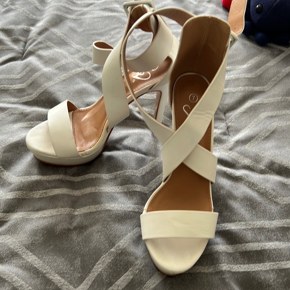 Windsor Heels
